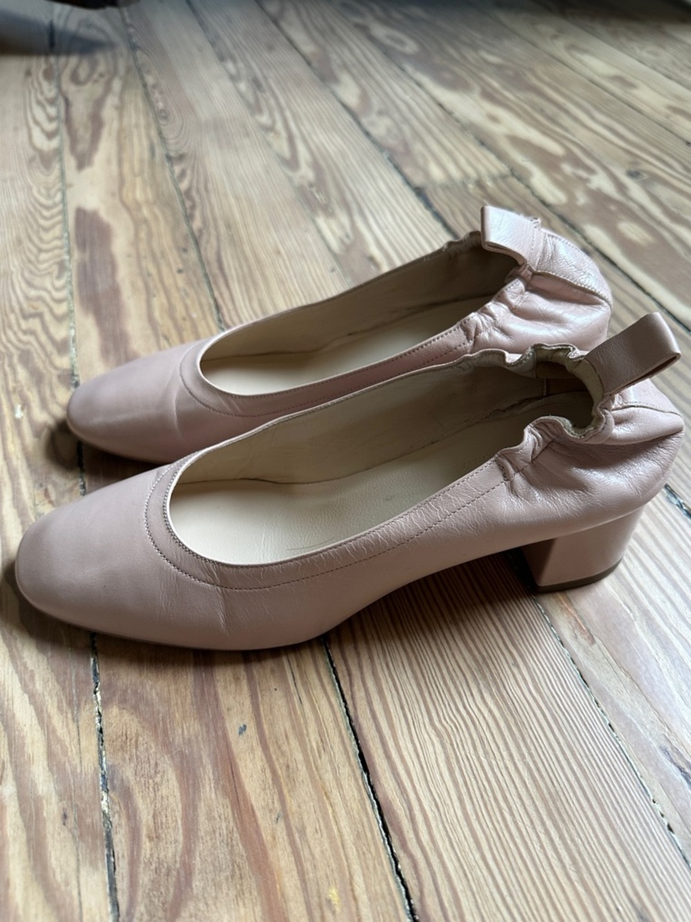 Everlane Women's Blush Pink Ballet Flats with Elastic Back - Picture 3 of 7